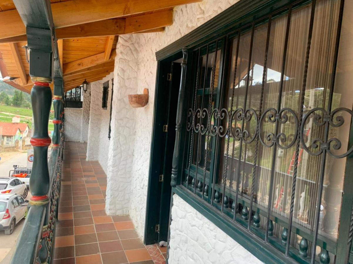 Hotel Lancers Paipa Esterno foto
